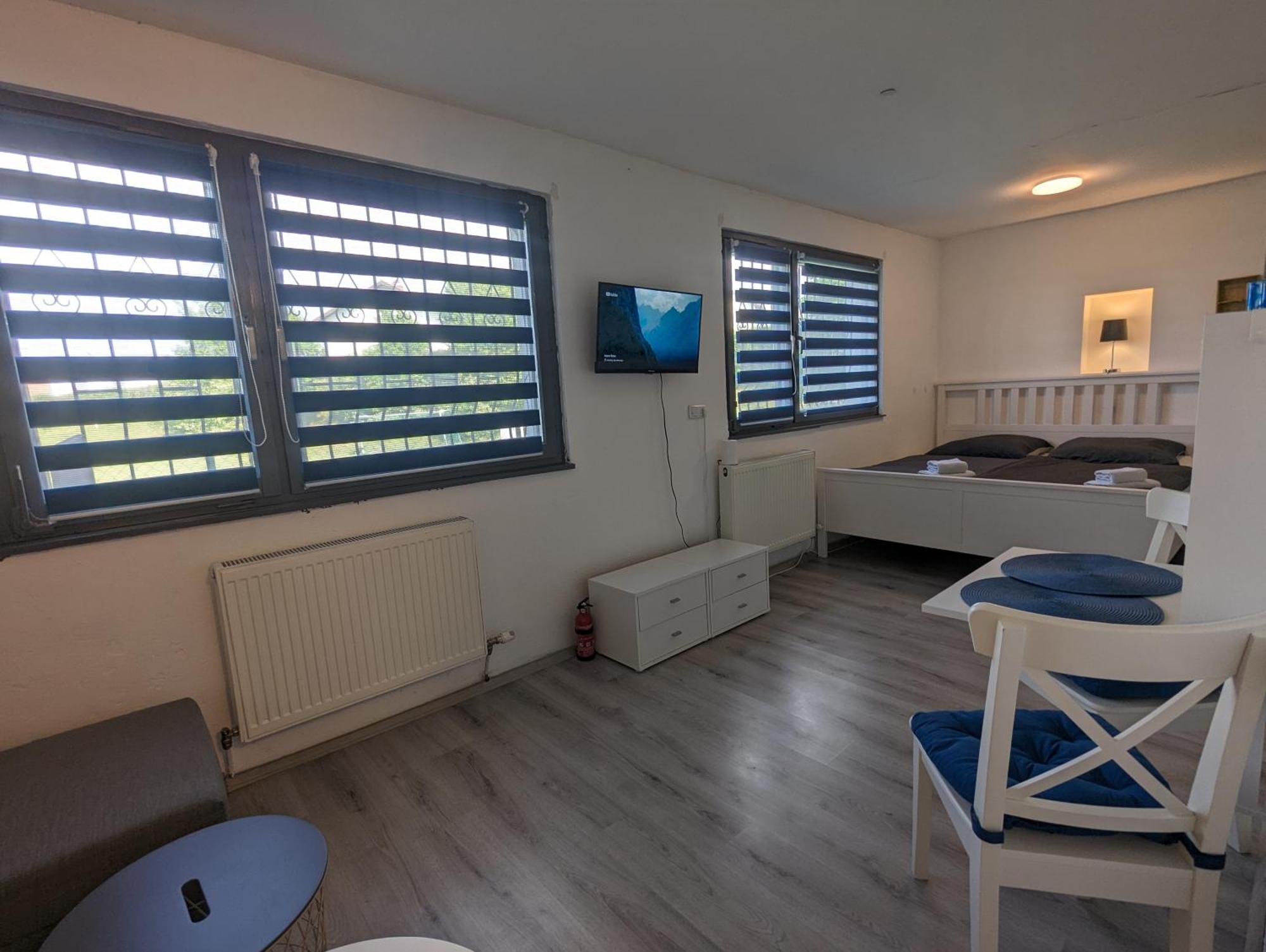 Lovely Studio With Free Parking On Premisis Asten Екстер'єр фото